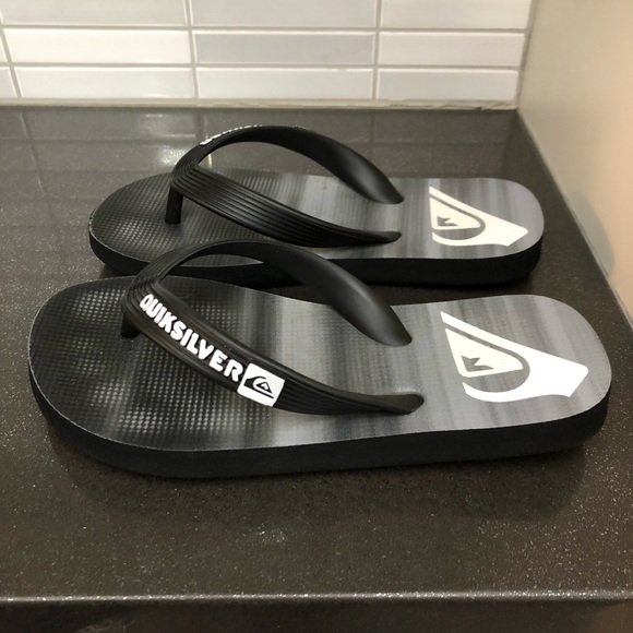 Quiksilver boys flipflops - Picture 2 of 9